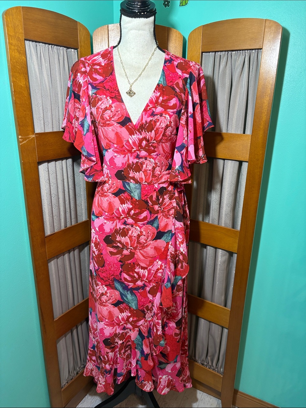 Floral Wrap Midi Dress in Vibrant Pink with Flutter Sleeves